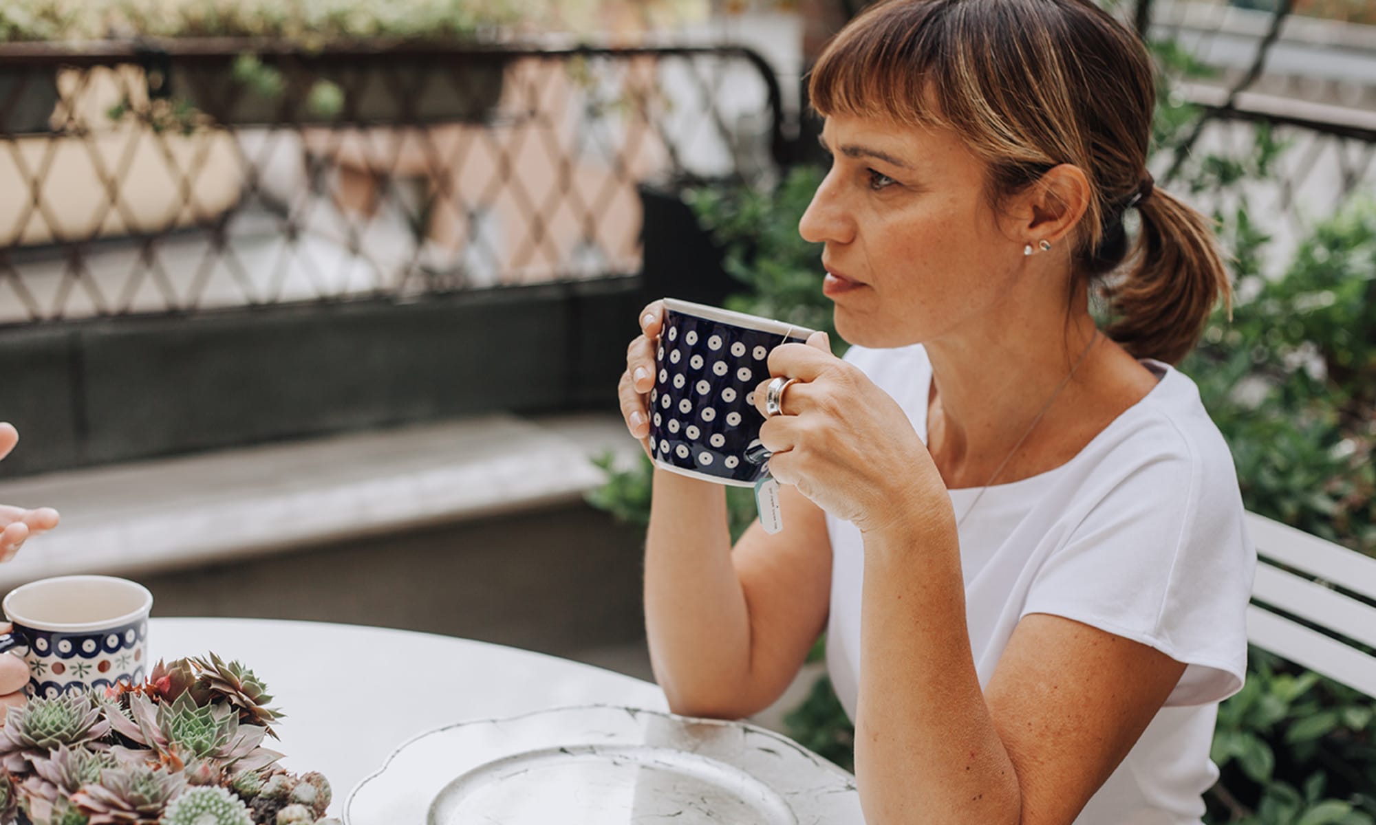 Why This Sneaky Irritation Is Extra Frequent Throughout Menopause & What To Do Why This Sneaky Irritation Is Extra Frequent Throughout Menopause & What To Do
