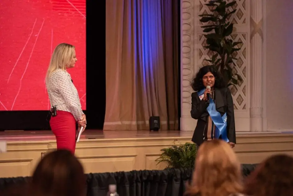 How Gross sales Professionals Talk with Confidence, Authority, and Impression